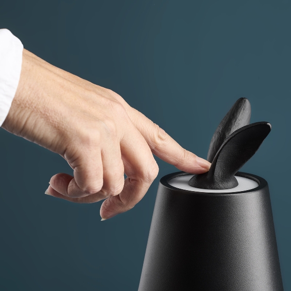 Kanína í felum, þráðlaus LED borðlampi - 2 litir - Image 7