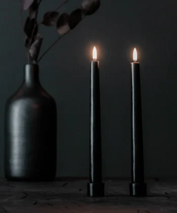 Svört LED kerti m/ Fjarstýringu - 4 saman í pakka