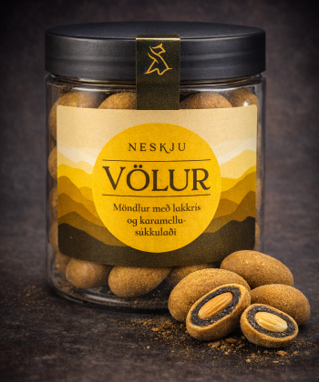 MÖNDLUR MEÐ LAKKRÍS & KARAMELLU